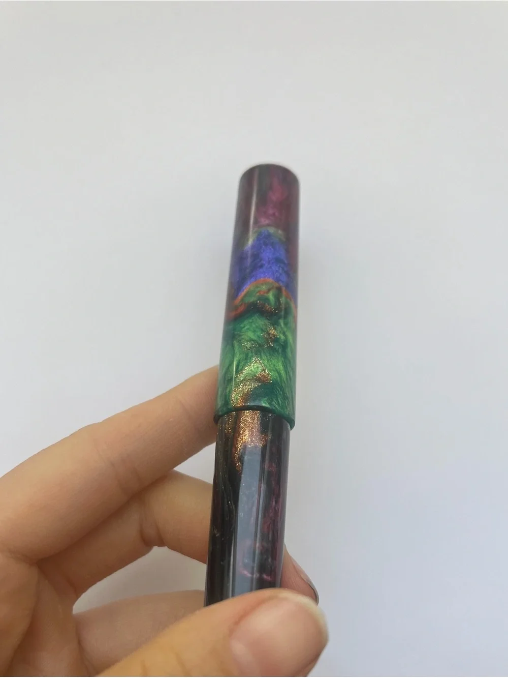 New Just Turnings Fountain Pen Carson XXXIII Resin Broad Nib Writing Sparkle